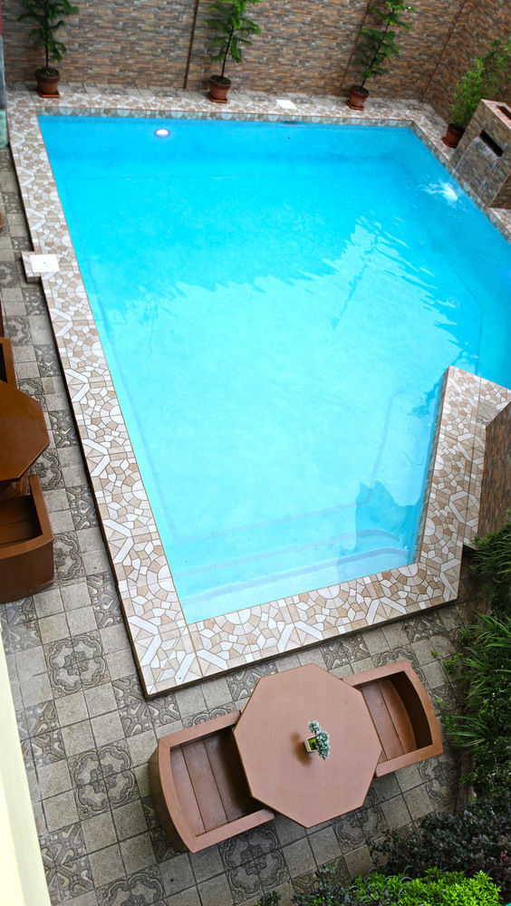 Laciaville Resort And Hotel Lapu-Lapu City Eksteriør billede